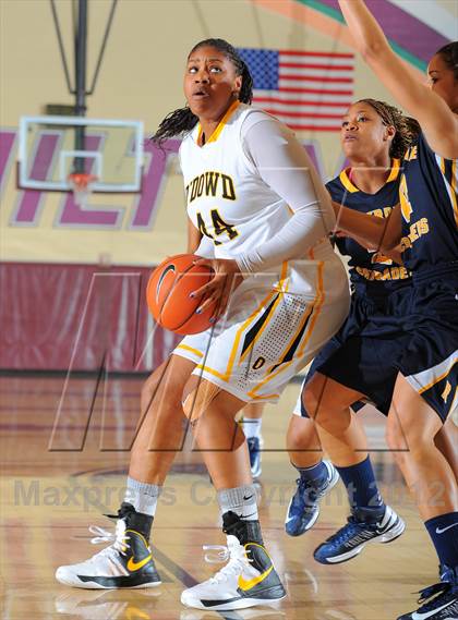 Thumbnail 3 in Bishop O'Dowd vs. Riverdale Baptist (Nike Tournament of Champions) photogallery.