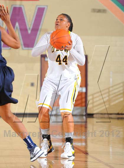Thumbnail 2 in Bishop O'Dowd vs. Riverdale Baptist (Nike Tournament of Champions) photogallery.