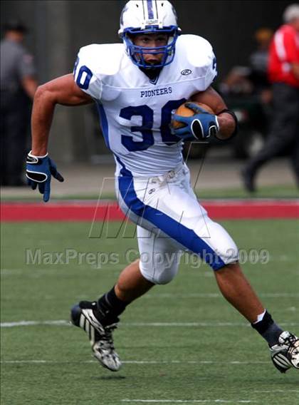 Thumbnail 2 in Simon Kenton vs. Newport Central Catholic (Skyline Crosstown Showdown) photogallery.