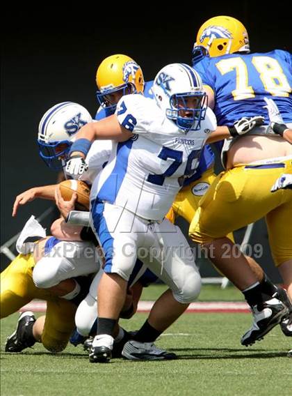 Thumbnail 2 in Simon Kenton vs. Newport Central Catholic (Skyline Crosstown Showdown) photogallery.