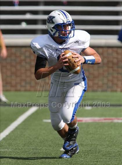 Thumbnail 1 in Simon Kenton vs. Newport Central Catholic (Skyline Crosstown Showdown) photogallery.