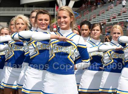 Thumbnail 2 in Simon Kenton vs. Newport Central Catholic (Skyline Crosstown Showdown) photogallery.