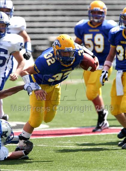Thumbnail 2 in Simon Kenton vs. Newport Central Catholic (Skyline Crosstown Showdown) photogallery.