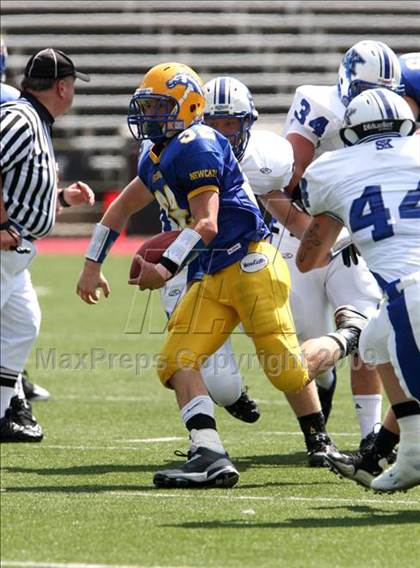Thumbnail 3 in Simon Kenton vs. Newport Central Catholic (Skyline Crosstown Showdown) photogallery.