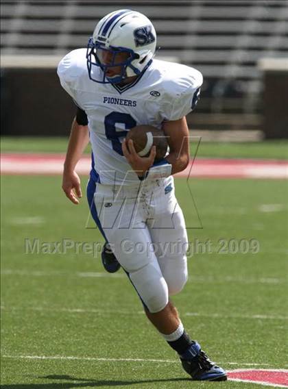 Thumbnail 2 in Simon Kenton vs. Newport Central Catholic (Skyline Crosstown Showdown) photogallery.