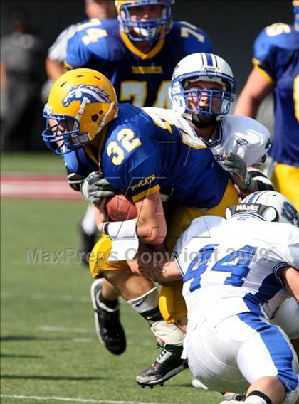 Thumbnail 3 in Simon Kenton vs. Newport Central Catholic (Skyline Crosstown Showdown) photogallery.