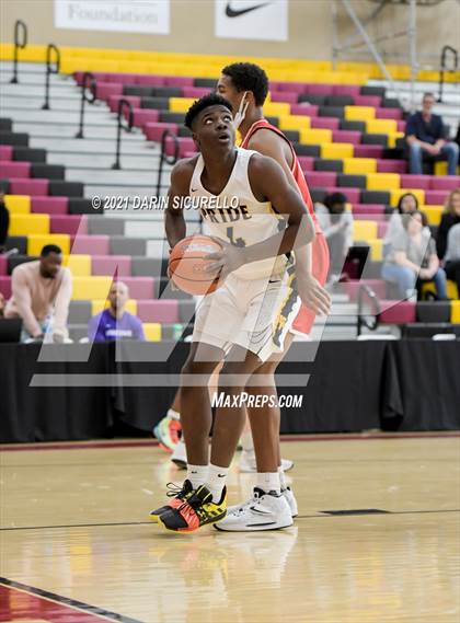 Thumbnail 1 in Harvard-Westlake vs. Mountain Pointe (Hoophall West Tournament) photogallery.