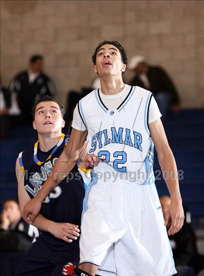 Thumbnail 2 in Sylmar vs Los Osos (Mission Prep Christmas Classic)  photogallery.