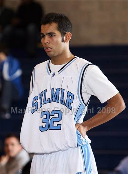 Thumbnail 2 in Sylmar vs Los Osos (Mission Prep Christmas Classic)  photogallery.