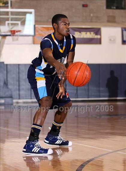 Thumbnail 2 in Sylmar vs Los Osos (Mission Prep Christmas Classic)  photogallery.
