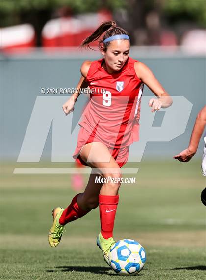 Thumbnail 1 in Cathedral Catholic @ Buchanan (CIF D2 Regional Championship) photogallery.