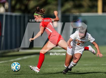 Thumbnail 2 in Cathedral Catholic @ Buchanan (CIF D2 Regional Championship) photogallery.