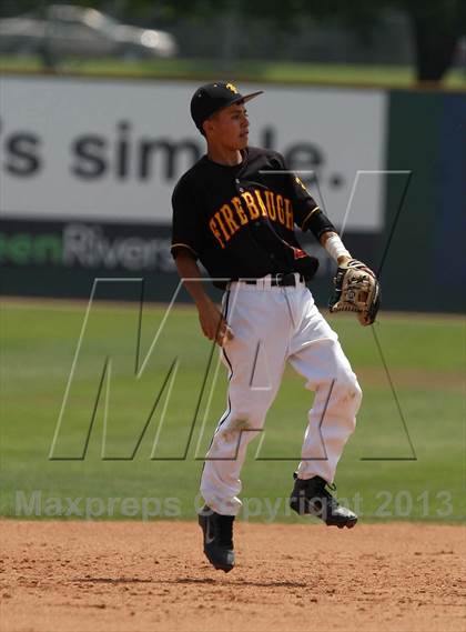 Thumbnail 1 in Firebaugh vs Temecula Prep (CIFSS Division 7 Championship) photogallery.