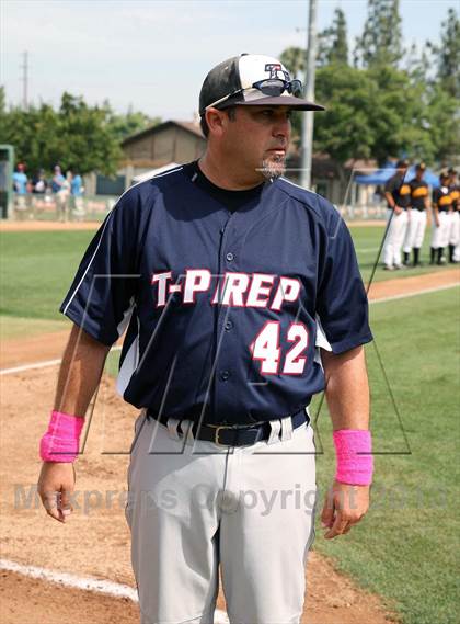 Thumbnail 2 in Firebaugh vs Temecula Prep (CIFSS Division 7 Championship) photogallery.