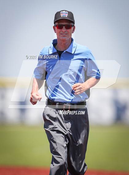Thumbnail 2 in Cherry Creek vs. Rocky Mountain (CHSAA 5A District/Regional) photogallery.