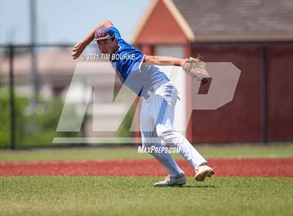 Thumbnail 2 in Cherry Creek vs. Rocky Mountain (CHSAA 5A District/Regional) photogallery.