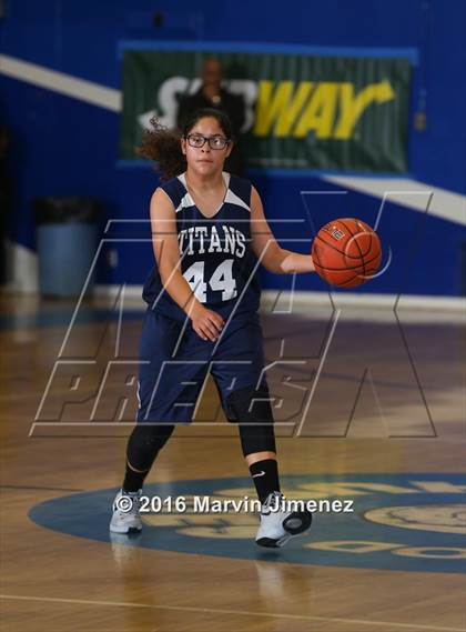 Thumbnail 2 in Community Charter vs. Academia Avance (CIF LA City Section D5 Final) photogallery.