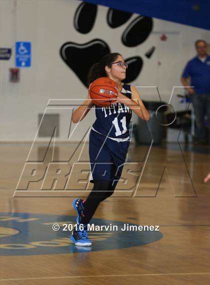 Thumbnail 2 in Community Charter vs. Academia Avance (CIF LA City Section D5 Final) photogallery.