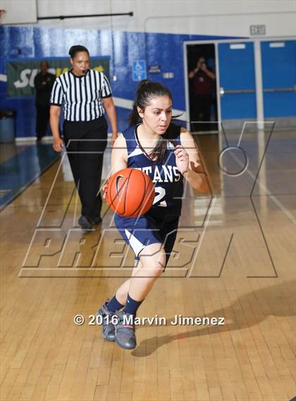 Thumbnail 2 in Community Charter vs. Academia Avance (CIF LA City Section D5 Final) photogallery.