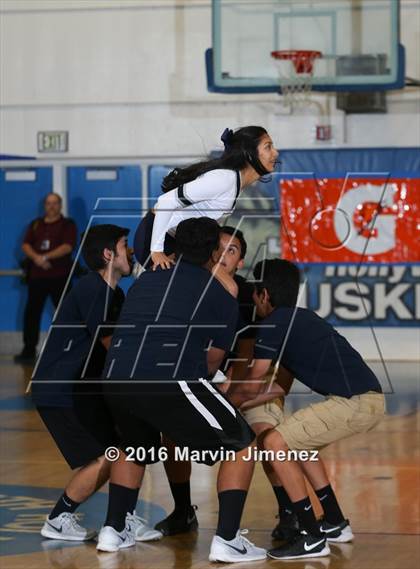 Thumbnail 3 in Community Charter vs. Academia Avance (CIF LA City Section D5 Final) photogallery.