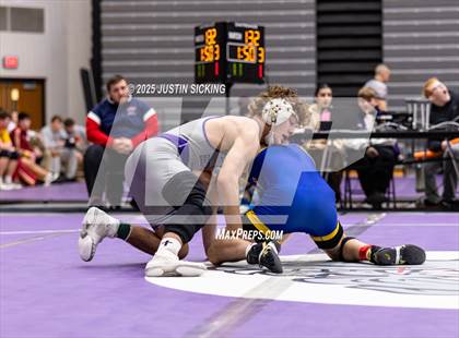 Thumbnail 3 in Brownsburg vs. Homestead (IHSWCA 4A Round 1) photogallery.