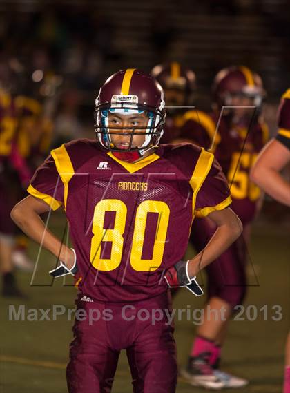 Thumbnail 3 in Royal @ Simi Valley photogallery.