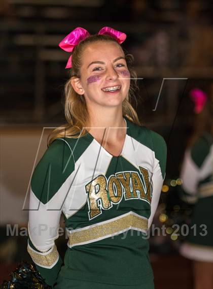 Thumbnail 1 in Royal @ Simi Valley photogallery.