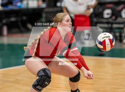 Thumbnail 2 in Emery vs. Grantsville  (UHSAA 3A 2nd Round) photogallery.