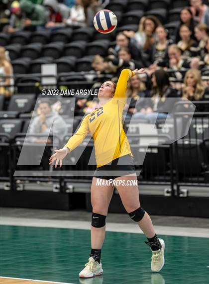 Thumbnail 2 in Emery vs. Grantsville  (UHSAA 3A 2nd Round) photogallery.
