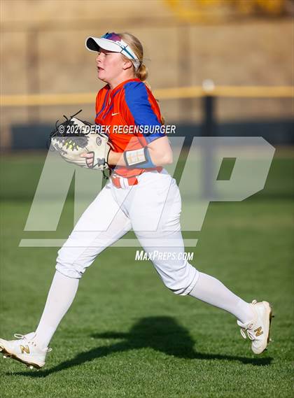 Thumbnail 1 in Broomfield vs Legend (CHSAA 5A quarterfinal)) photogallery.
