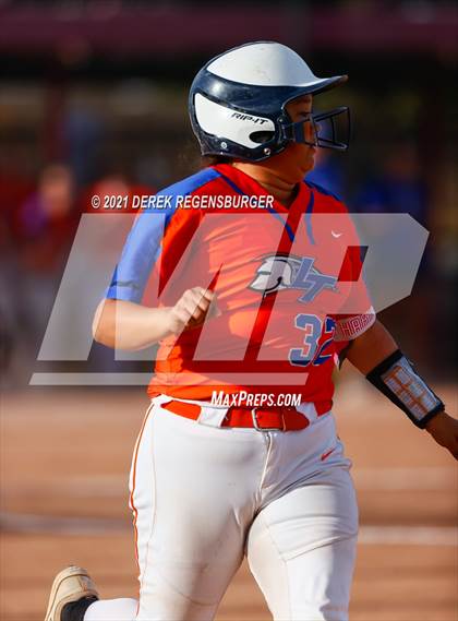 Thumbnail 2 in Broomfield vs Legend (CHSAA 5A quarterfinal)) photogallery.