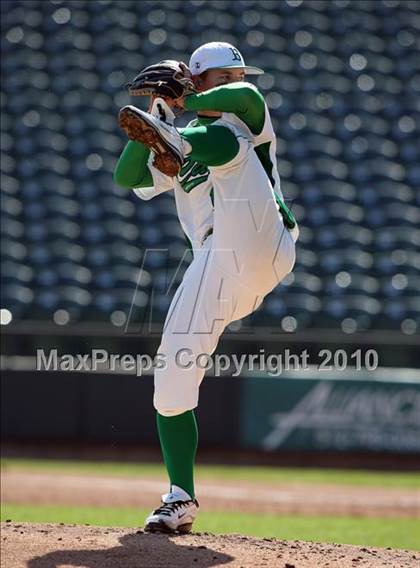 Thumbnail 2 in McNeil vs. Brenham (Rock Hardball Classic) photogallery.