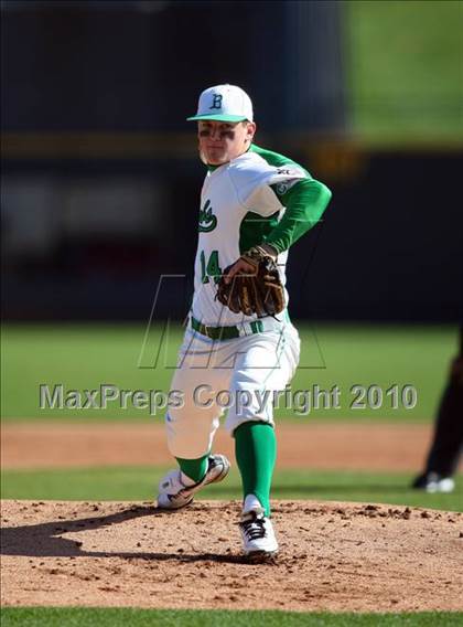 Thumbnail 3 in McNeil vs. Brenham (Rock Hardball Classic) photogallery.