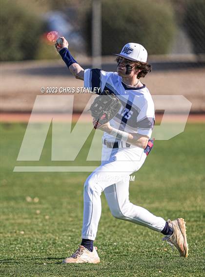 Thumbnail 1 in Chaparral @ Willow Canyon photogallery.