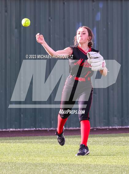 Thumbnail 3 in Lovejoy @ Melissa photogallery.