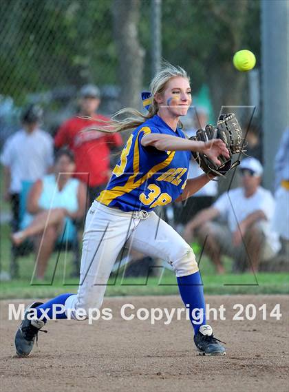 Thumbnail 2 in Benicia vs Del Campo (CIF SJS D2 Final - Game 2) photogallery.