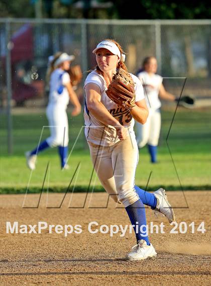 Thumbnail 2 in Benicia vs Del Campo (CIF SJS D2 Final - Game 2) photogallery.