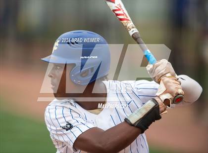 Thumbnail 3 in E.D. White vs Vandebilt (Division 2 Select Quarterfinals game 1) photogallery.
