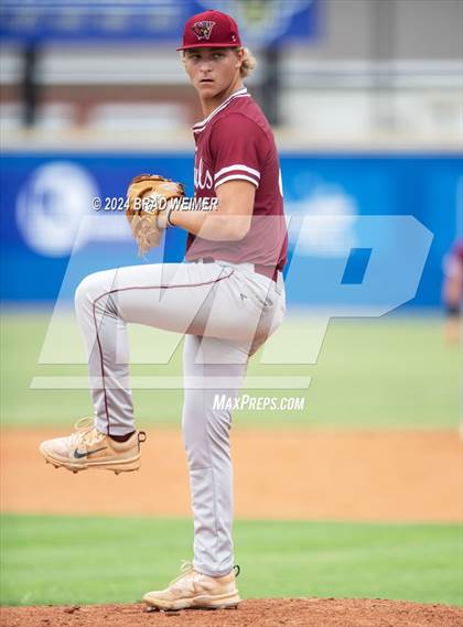Thumbnail 3 in E.D. White vs Vandebilt (Division 2 Select Quarterfinals game 1) photogallery.