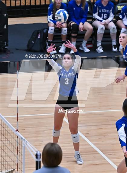 Thumbnail 3 in Davenport vs La Vernia (UIL 4A Region 4 Quarterfinal) photogallery.
