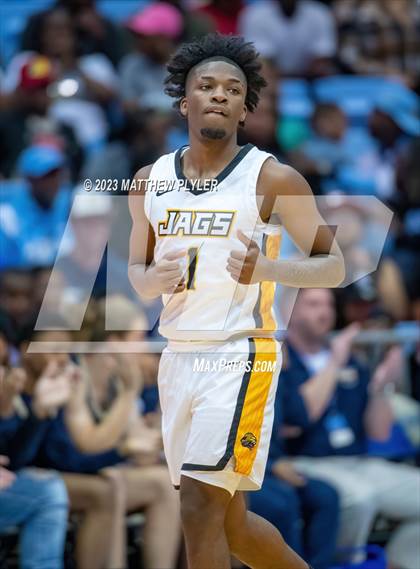 Thumbnail 2 in Farmville Central vs Reidsville (NCHSAA 2A Final - Game) photogallery.