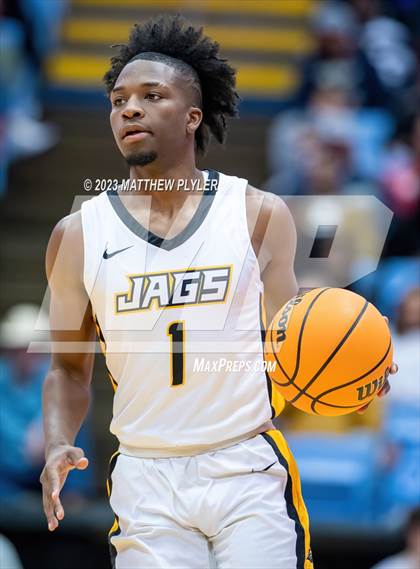 Thumbnail 2 in Farmville Central vs Reidsville (NCHSAA 2A Final - Game) photogallery.