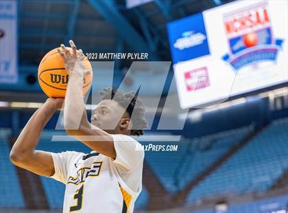 Thumbnail 3 in Farmville Central vs Reidsville (NCHSAA 2A Final - Game) photogallery.