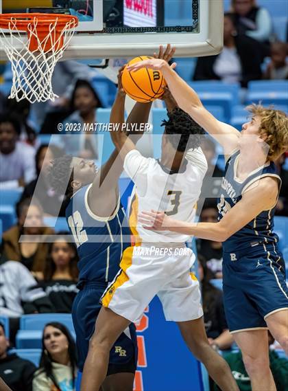 Thumbnail 3 in Farmville Central vs Reidsville (NCHSAA 2A Final - Game) photogallery.