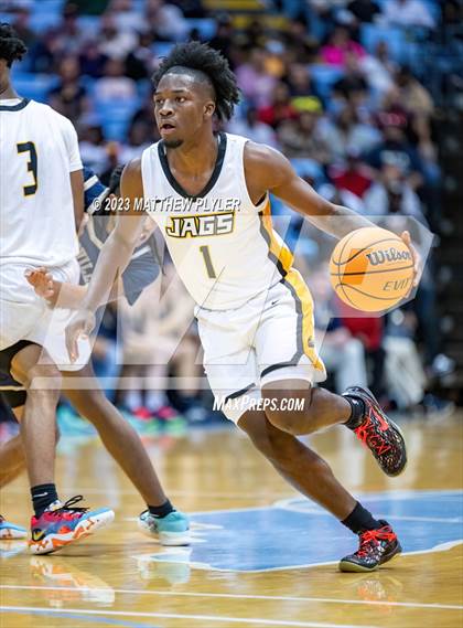 Thumbnail 2 in Farmville Central vs Reidsville (NCHSAA 2A Final - Game) photogallery.