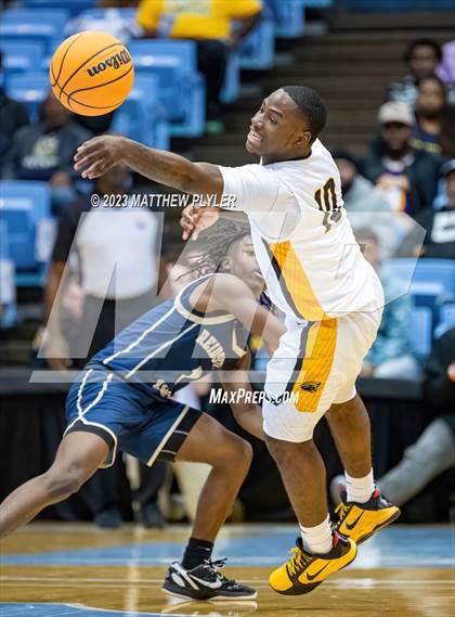 Thumbnail 2 in Farmville Central vs Reidsville (NCHSAA 2A Final - Game) photogallery.