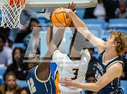 Thumbnail 2 in Farmville Central vs Reidsville (NCHSAA 2A Final - Game) photogallery.