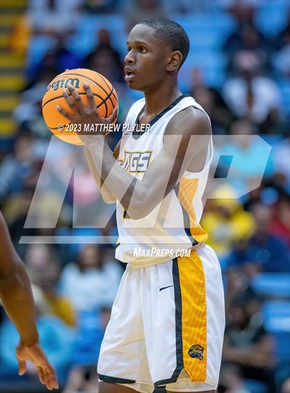 Thumbnail 2 in Farmville Central vs Reidsville (NCHSAA 2A Final - Game) photogallery.