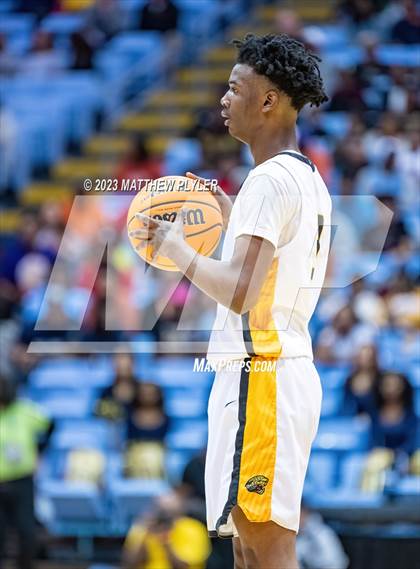 Thumbnail 1 in Farmville Central vs Reidsville (NCHSAA 2A Final - Game) photogallery.