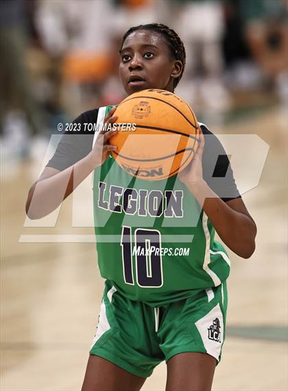 Thumbnail 1 in Legion Collegiate Academy @ Charlotte Country Day School photogallery.